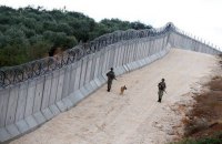Турция за год построила 330-километровую стену вдоль границы с Сирией и Ираком