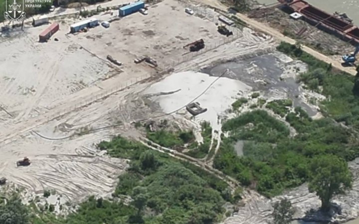 На Одещині викрили масштабний незаконний видобуток піску в акваторії морського порту "Усть-Дунайськ"
