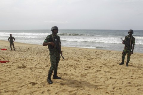 У двох найбільших містах Кот-д'Івуару почалося збройне придушення бунтівних солдатів
