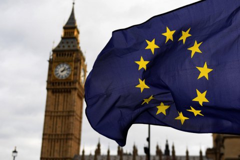 Британський парламент схвалив закон про запуск Brexit
