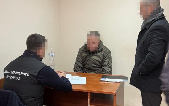 Заступники начальників двох обласних управлінь СБУ отримали підозри у тиску на бізнес на сотні тисяч доларів