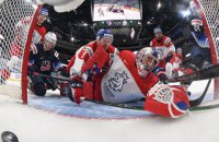 Американский хоккеист забросил издевательскую шайбу Чехии на Молодежном чемпионате мира
