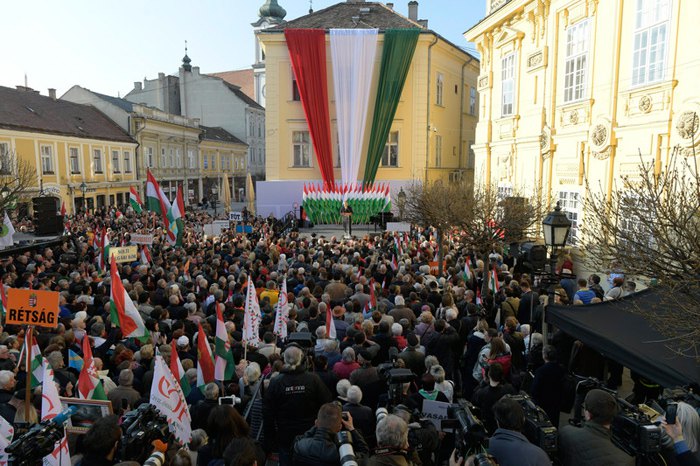 Во время предвыборного митинга в поддержку Виктора Орбана, 06 апреля 2018.