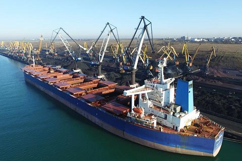 Руководителей порта "Южный" уличили в злоупотреблениях на 47,5 млн грн