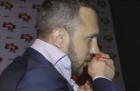 Нардеп Мельничук разбил нос депутату Линько после эфира на NewsOne (обновлено)