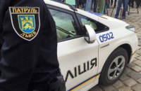 Во Львове патрульные задержали пьяного водителя, который притворялся немым