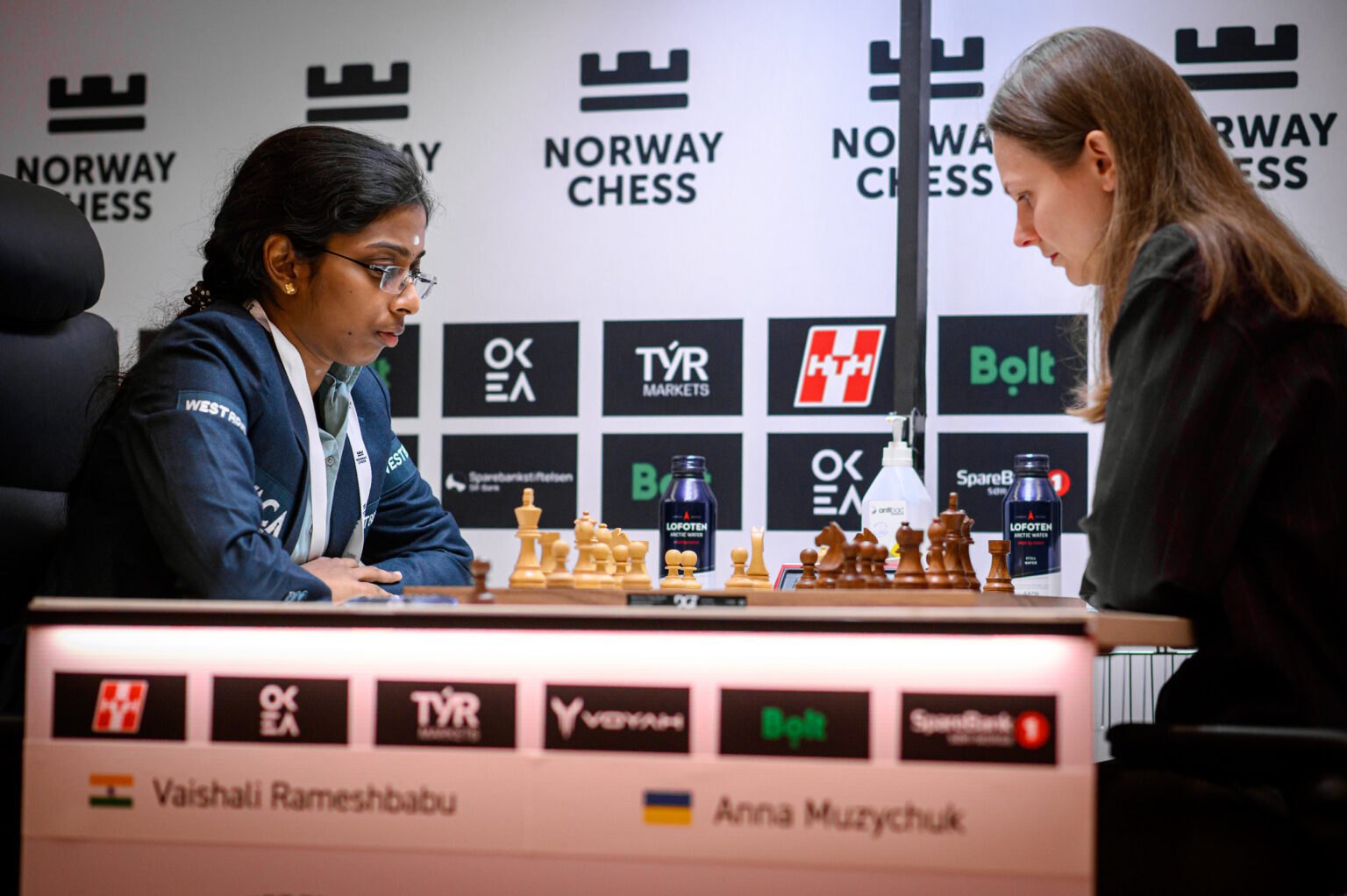 Українка Анна Музичук виступає на турнірі в Ставангері