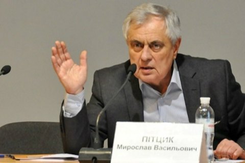 Помер Мирослав Пітцик, який 22 роки був виконавчим директором Асоціації міст України 