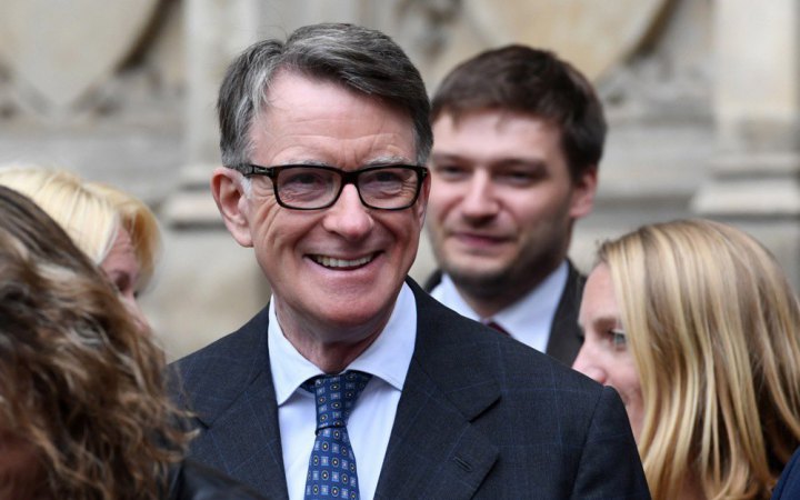 Експосол Британії у США лорд Мандельсон вийшов із Лейбористської партії через зв’язки з Епштейном