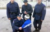 В Днепропетровске солдаты ВВ нашли сбежавшего 3-летнего мальчика