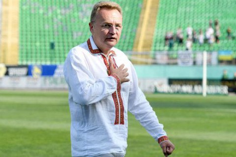 Львовский горсовет отклонил предложение о выделении "Карпатам" земли вокруг стадиона "Украина"