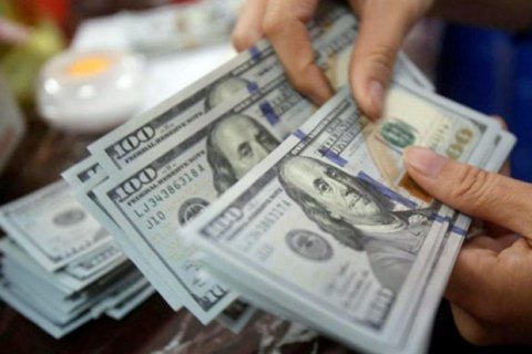 НБУ отменил норму об обязательной продаже валютной выручки экспортерами