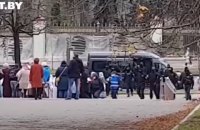 ​У Мінську затримали понад 30 учасників “Маршу медиків”