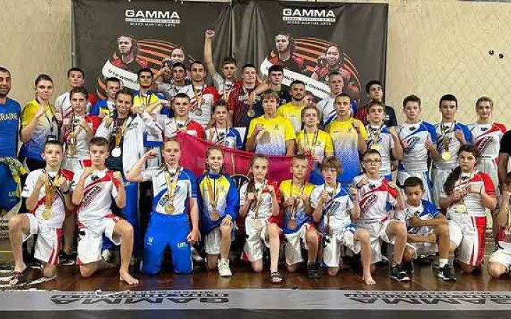 Збірна України U-18 тріумфувала на чемпіонаті світу з ММА