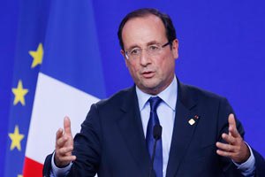 Президент Франції закликає розширити санкції проти Асада