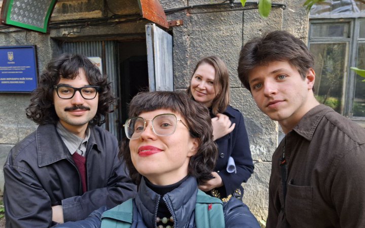 У Києві студенти-кінознавці віднайшли плівкові фільмокопії двох німих стрічок, які, як вважалося, зберігалися лише у РФ