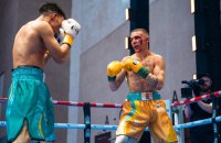 «Щасливий, але трохи посічений». Боксер Лозан став єдиним українцем, який пройшов у півфінал Гран-прі WBC