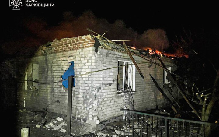 Через обстріли РФ на Куп’янщині горів приватний будинок