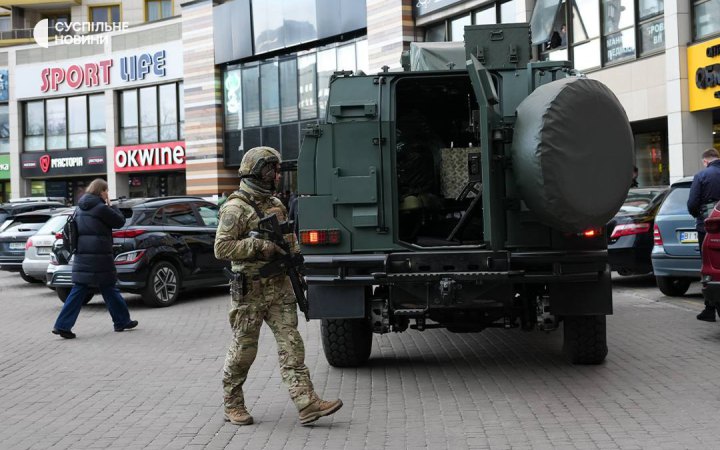 Стрілянина у Києві: є загиблі й поранені. Стрільця ліквідували (оновлення)
