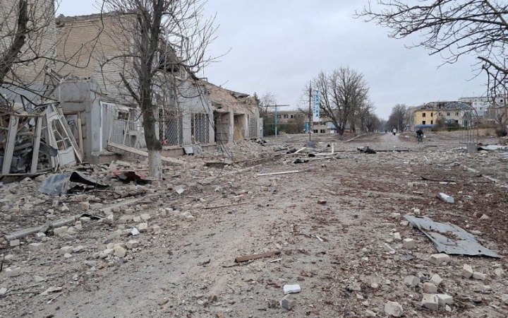 Росіяни атакували з безпілотником бригаду "швидкої" у Бериславі (доповнено)