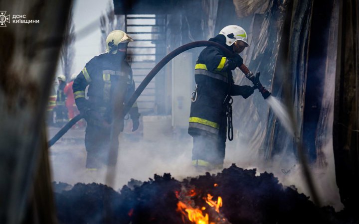 Головне за ніч та ранок п'ятниці, 7 лютого: авіаудар по Сумщині, понад 100 боєзіткнень, обстріли північного прикордоння 