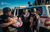 Рятувальники евакуювали трьох людей з прифронтової зони Куп'янщини, серед них дитина 