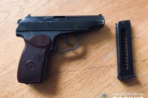 В Вишневом бывший полицейский открыл стрельбу по прохожим после замечания о неправильной парковке