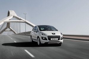 Peugeot урежет расходы на 800 млн евро