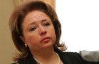 Карпачева просит Азарова улучшить лечение заключенных в СИЗО