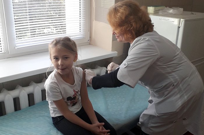 Профілактичне щеплення проти грипу в Луцькій міській клінічній лікарні.