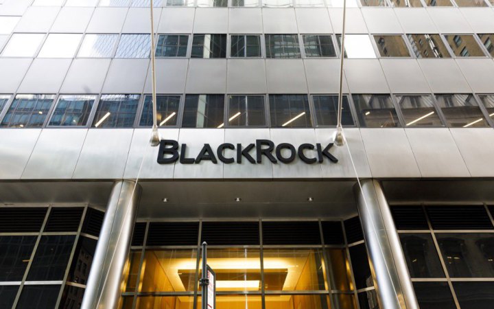 Bloomberg: BlackRock припинив пошук інвесторів для відновлення України