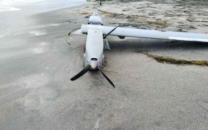 В Болгарії на пляжі виявили безпілотник