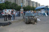 В Сумах авто снесло остановку: есть погибшие