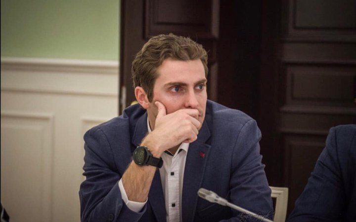 Дмитро Білоцерківець покидає посаду співголови фракції “Удар” в Київраді