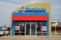 Власник бренду Domino's Pizza не зміг продати бізнес у Росії і оголосив про банкрутство 