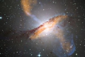 Ученые получили уникальные фото «жизни» черной дыры 