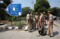 Индия: четверых участников группового изнасилования приговорили к смертной казни