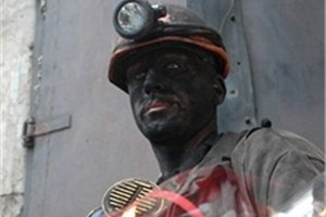 Донбасский шахтер побил рекорд Стаханова дважды за смену