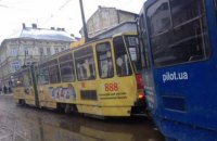 Во Львове почти половина трамваев вышла из строя из-за непогоды