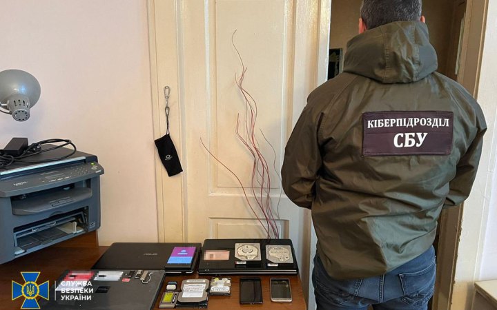 На Буковині СБУ затримала агітатора, який готував "дані" для Соловйова