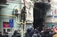 Сторонник Саакашвили пытался совершить самосожжение на газовой трубе в Киеве