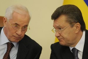 Янукович і Азаров обговорили підсумки візиту Путіна
