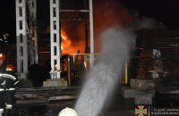 Рятувальники ліквідували пожежу, яка спалахнула в порту Одеси (оновлено)