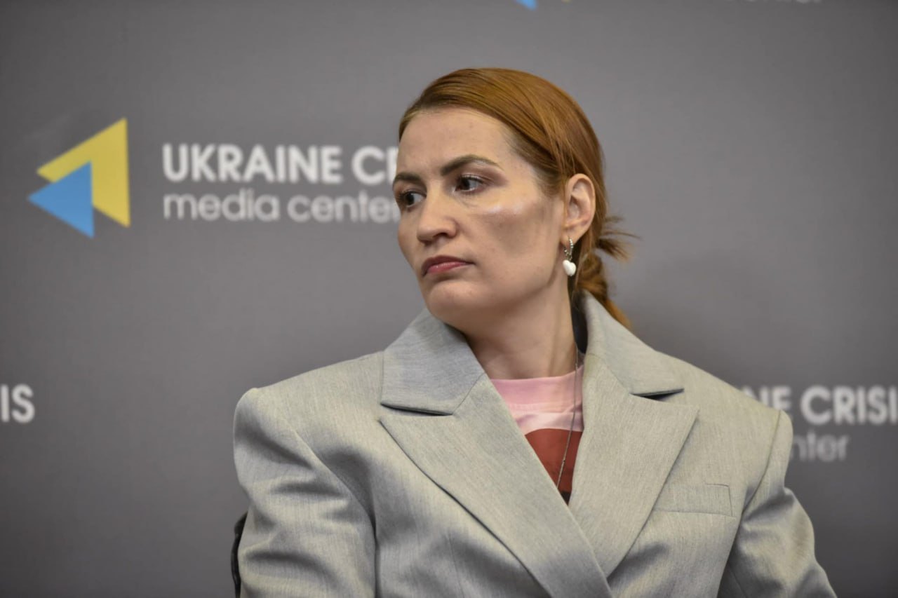 Ольга Стефанишина під час брифінгу