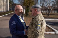 Министр обороны Резников присоединился к челленджу "30 дней благодарности" 