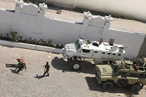 В столице Сомали произошли два взрыва, есть жертвы