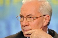 Азаров раскритиковал послов за плохой пиар Украины