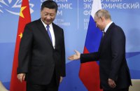 Китайські державні компанії надають Росії економічну і нелетальну військову допомогу, – Bloomberg