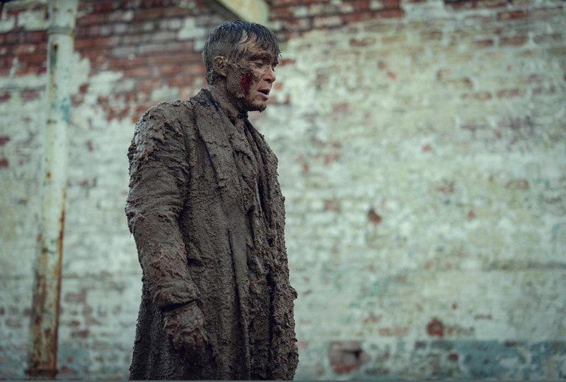 Кадр з фільму «Гострі картузи. Безсмертна людина».