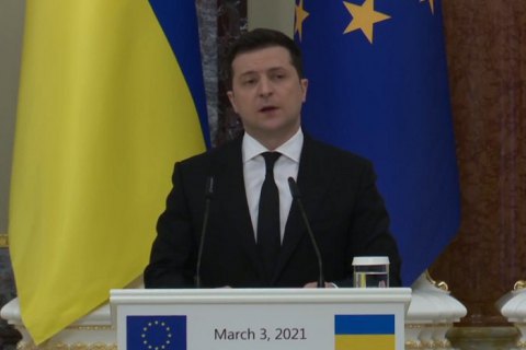Зеленский ветировал изменения в закон "О предупреждении коррупции" по защите обличителей 
